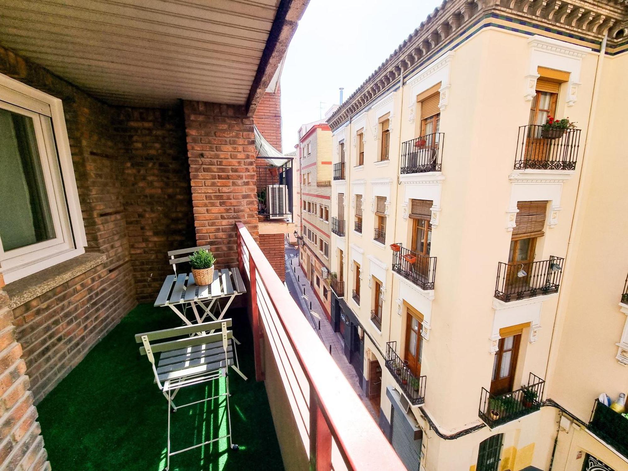 El Teatro Del Pilar Appartement *